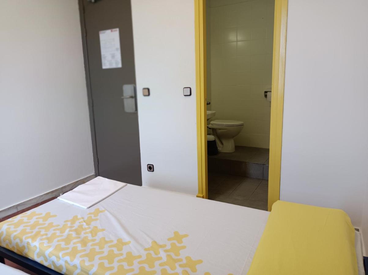 Zweibettzimmer mit Bad